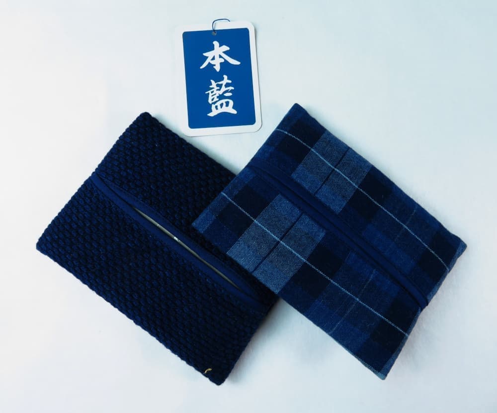 格子織り藍染め【ティッシュカバー】　右側の商品です